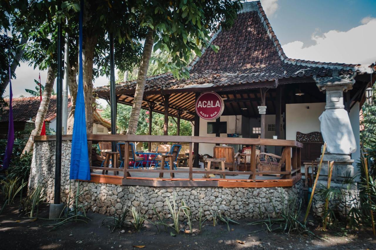 Acala Hostel & Reef Bar Toyapakeh Eksteriør billede